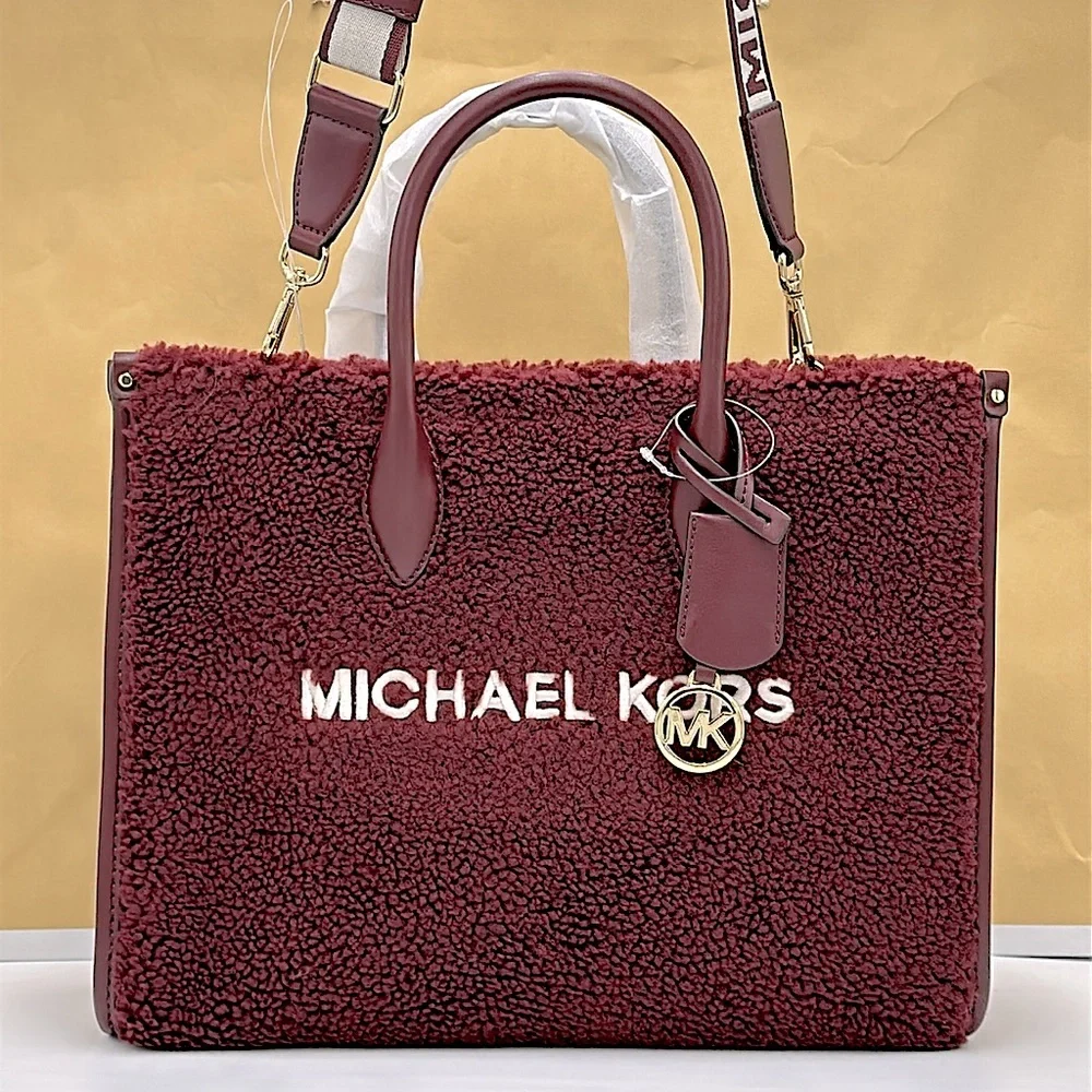 Michael Kors Medium SHEARLING MIRELLA Tote
Shoulder Bag Sherpa
Oxblood
NWT - Picture 1 of 16
